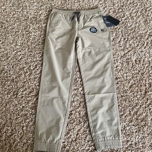 Hurley boys stretch khaki pants. Large. New with tags.
